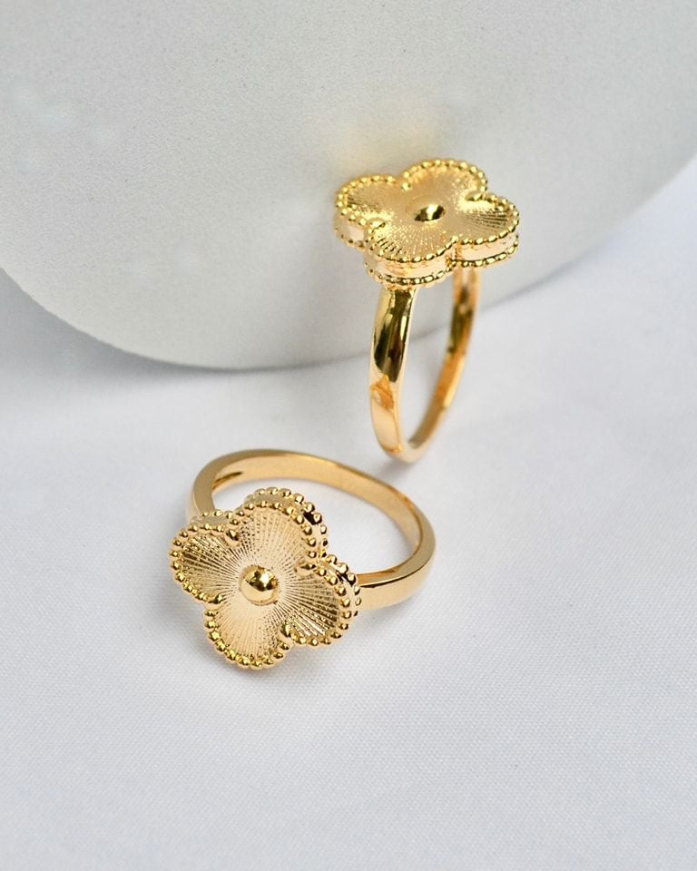 Clover Golden Ring